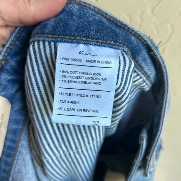 KanCan NWT distressed High Rise Button Fly 3.5in Shorts casual festival summer - Picture 6 of 6